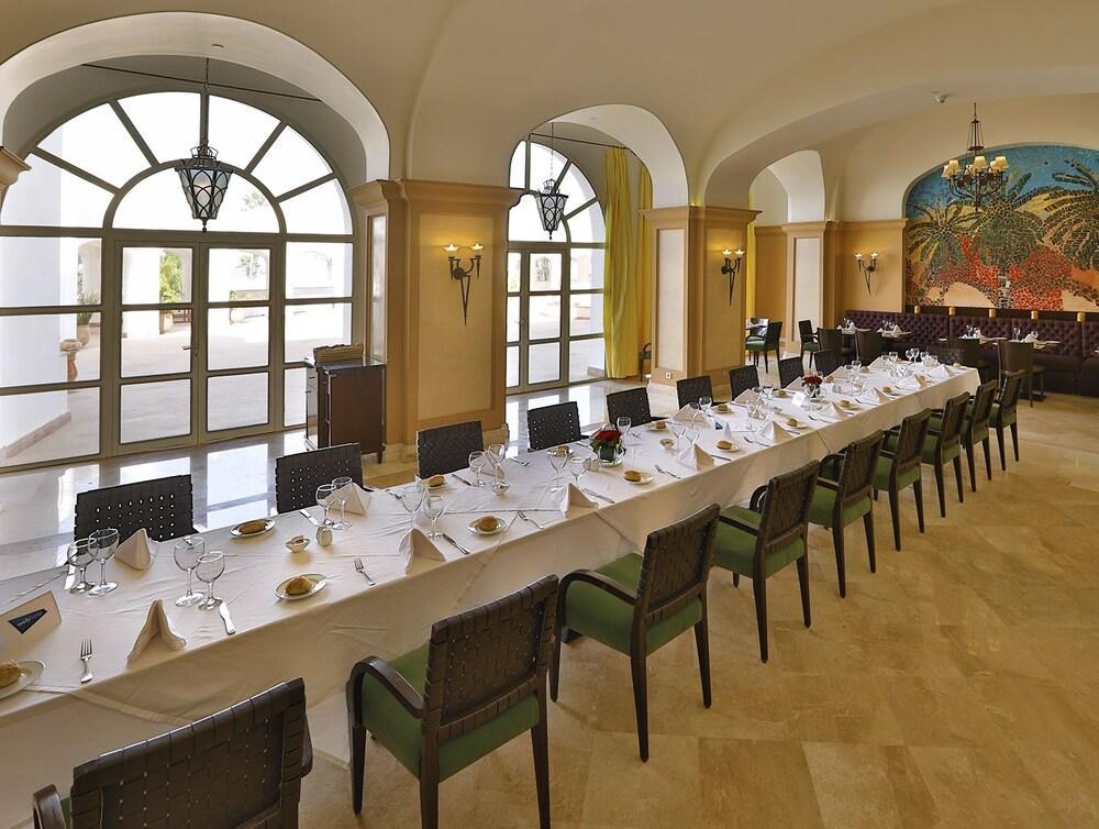L' Amphitrite Palace Beach Resort & Spa Skhirat Exteriér fotografie